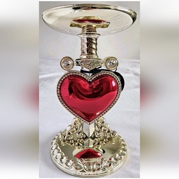 Disney Bath & Body Works Evil Queen Snow White Dagger Heart Candle Holder Gold - Picture 6 of 15